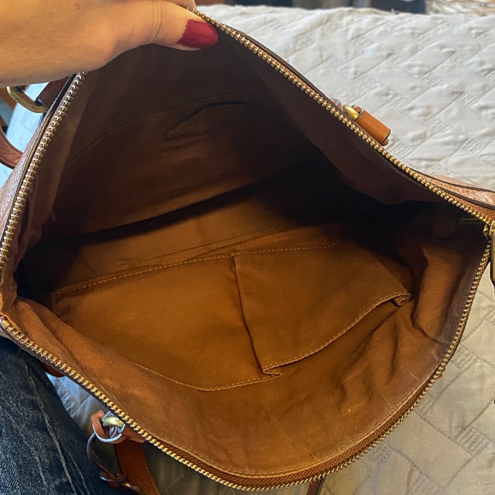 Fossil Women's Brown Leather Tote Bag Purse - Picture 5 of 10